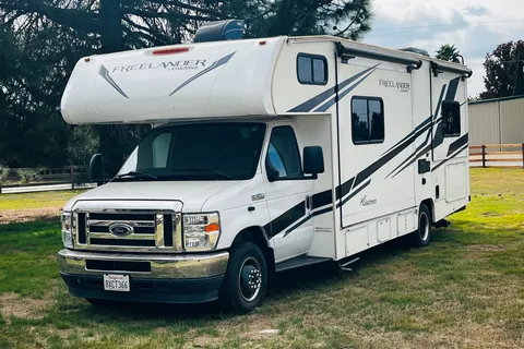 The Lander | Spacious Family Adventure RV!