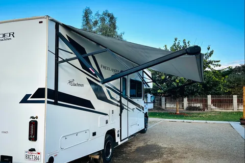 The Lander | Spacious Family Adventure RV!