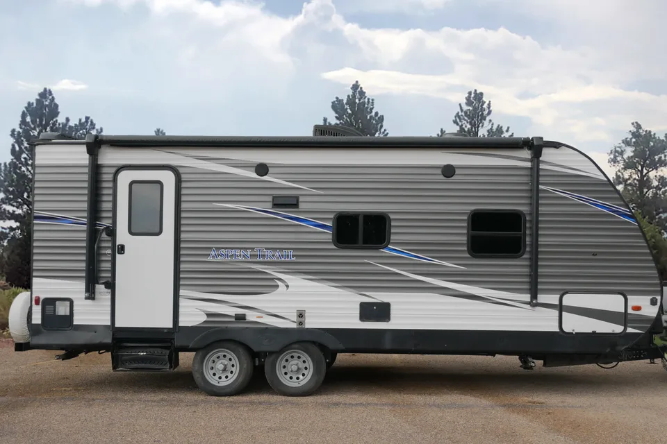 Raven Cliffs Delivered and Setup only, Dutchmen Aspen Trail