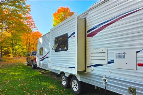 Mindy 's Jayco Jay flight 24' Travel Trailer