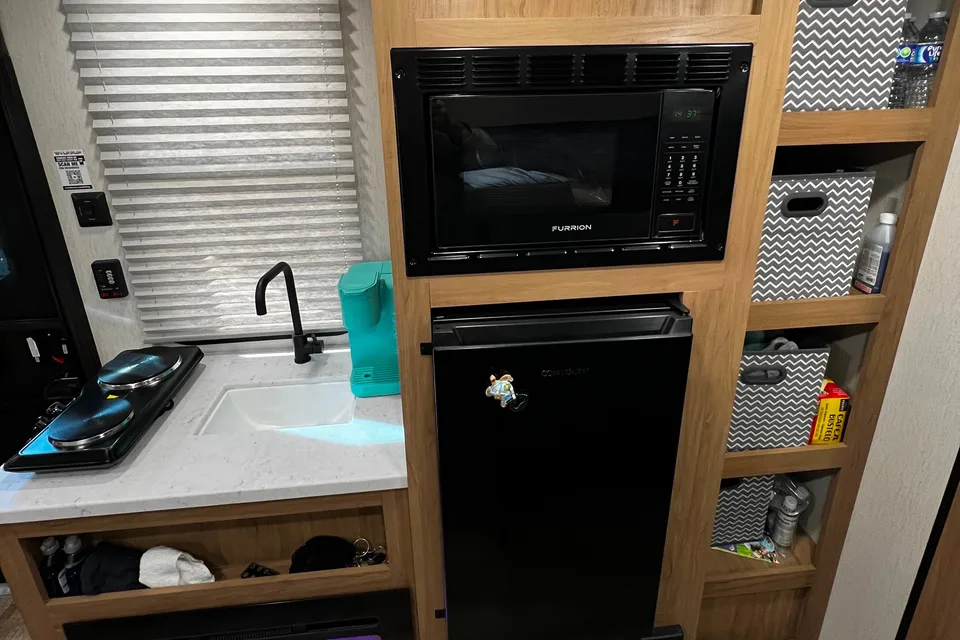 **Brand New**2024 Forest River Wolf Den Light Weight Travel Trailer