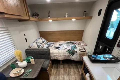 **Brand New**2024 Forest River Wolf Den Light Weight Travel Trailer