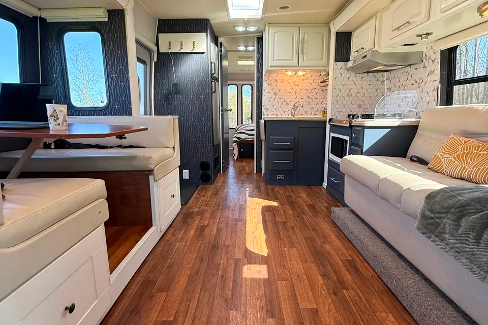 Bobs Coachmen Concord Class C