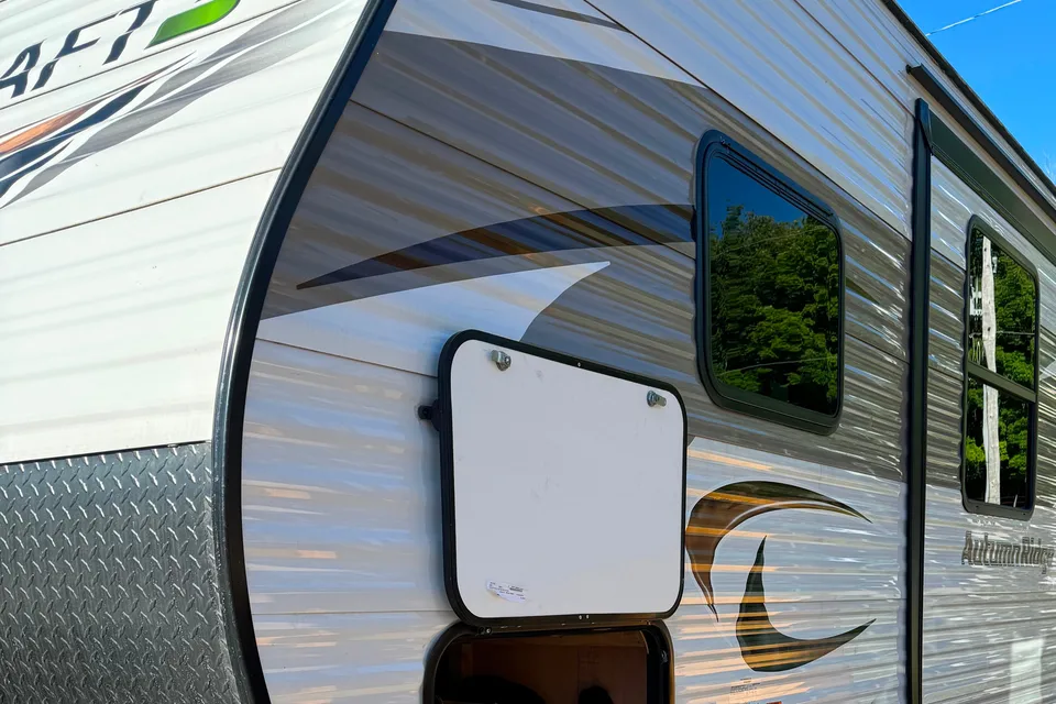 Nanda’s cozy Rv trailer