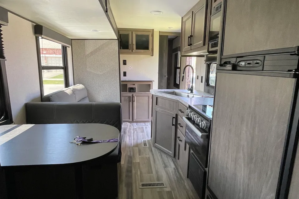 Nanda’s cozy Rv trailer