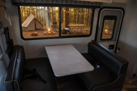C06 - 10 Person w/ Bunk- The RV Rental Factory