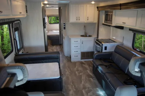C06 - 10 Person w/ Bunk- The RV Rental Factory