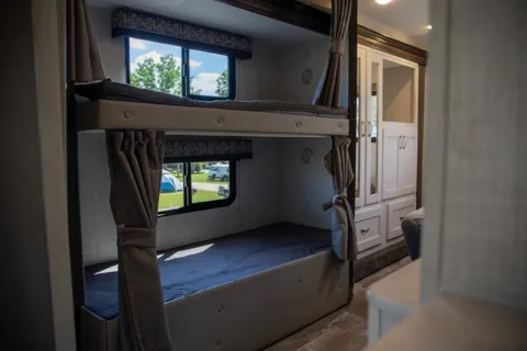 C06 - 10 Person w/ Bunk- The RV Rental Factory