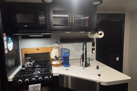 GINGERS RV RENTAL