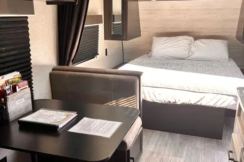 Foothill Rentals, Jayco 224BH Travel Trailer