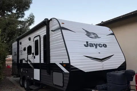 Foothill Rentals, Jayco 224BH Travel Trailer