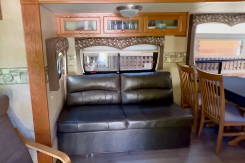 Walters Dutchmen Colorado Fifth Wheel