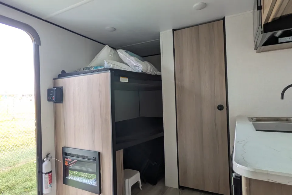 EF RVs 2026 KEYSTONE Coleman 13B Travel Trailer