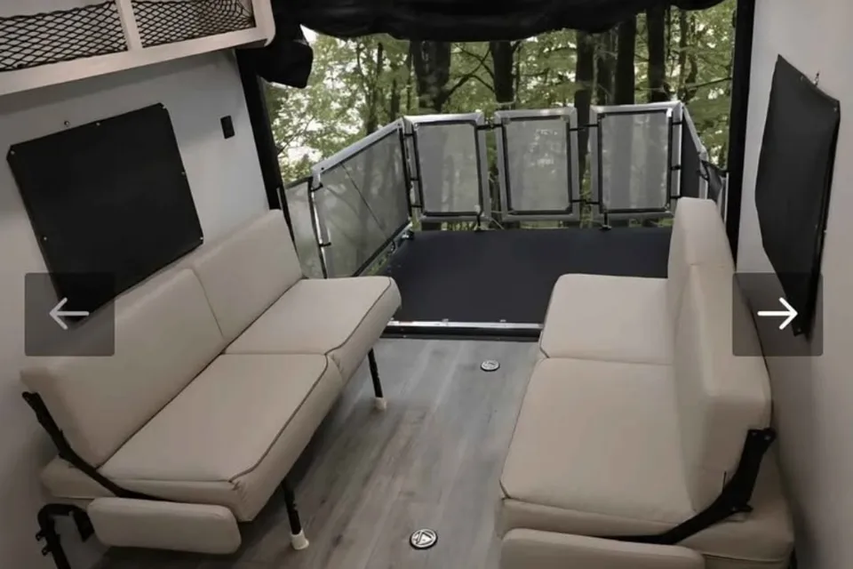 Adam's Coachmen Catalina Toy Hauler