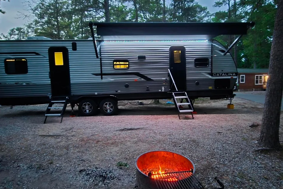 Adam's Coachmen Catalina Toy Hauler