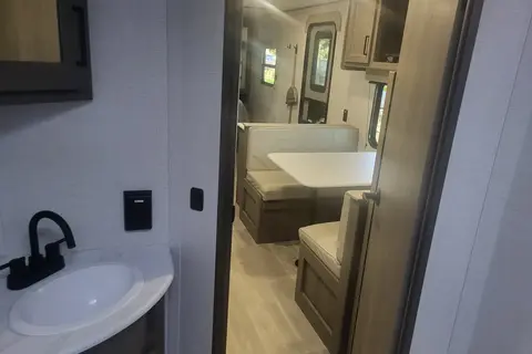 Clean 2025 Bunkhouse RV – Delivered,  Setup & Fully Stocked