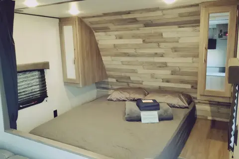 Meet Nora She's Beautiful, Modern and room for 8!