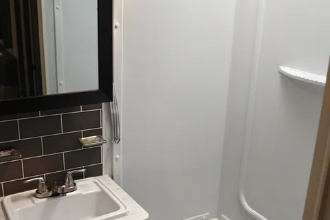 27 Foot Ultimate Family Bunkhouse