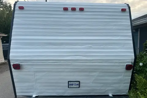 Beautifully restored, 100% off grid, luxury vintage 1976 Kit Companion Travel Trailer