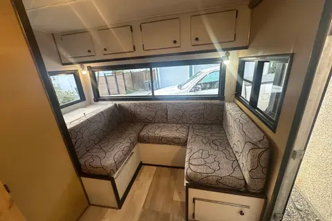 Beautifully restored, 100% off grid, luxury vintage 1976 Kit Companion Travel Trailer
