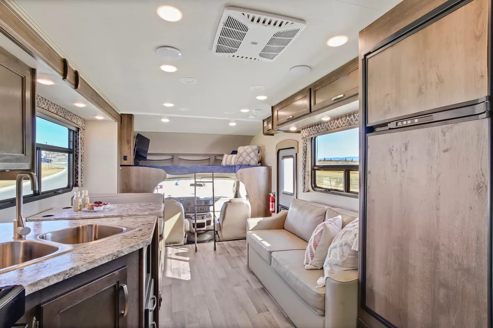 Jayco Redhawk Class C With Solar