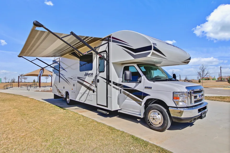 Jayco Redhawk Class C With Solar