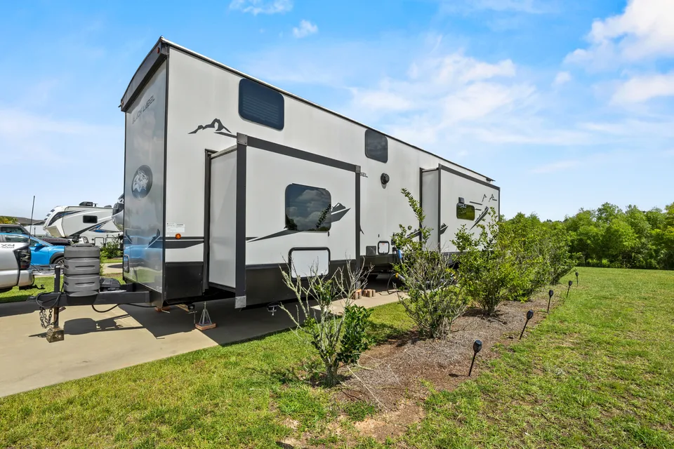 Bama Breeze Camper