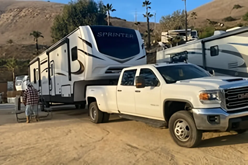 Shawna's Keystone 35bh Fifth Wheel