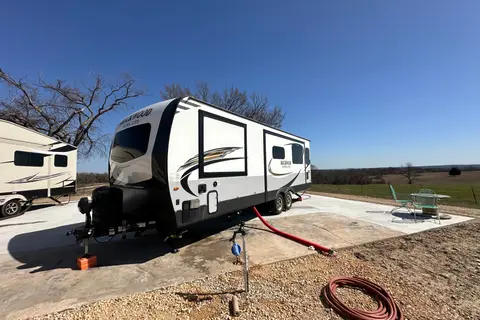 Perry's Forest River Rockwood ultra lite Travel Trailer