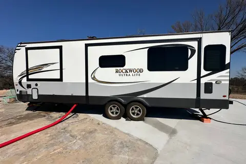 Perry's Forest River Rockwood ultra lite Travel Trailer