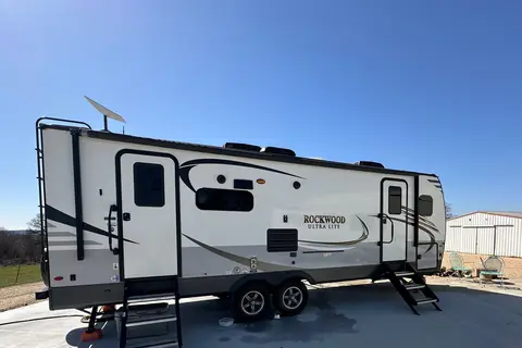 Perry's Forest River Rockwood ultra lite Travel Trailer