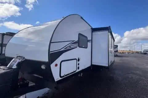 Daniel's Prime Time Tracer LE 260BHSLE Travel Trailer