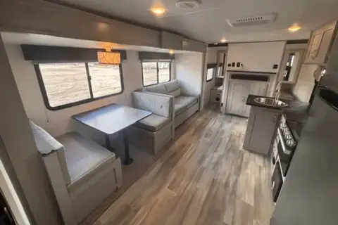 Daniel's Prime Time Tracer LE 260BHSLE Travel Trailer