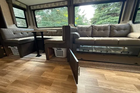 Grill & Chill Bunkhouse Bungalow