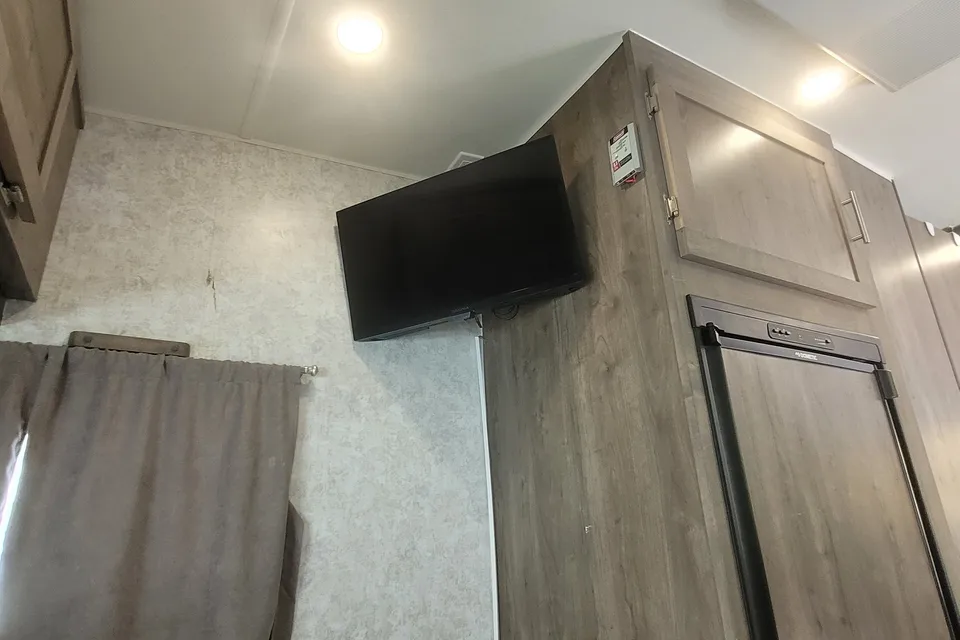 Stephane's Prolite Évasion Travel Trailer