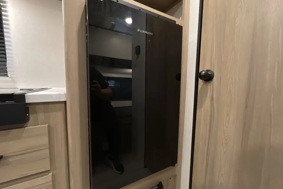 Phillip's Keystone Coleman light 17bx Travel Trailer