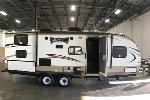 THE PLACE TO BE! Family Friendly Camping Forest River Wildwood 