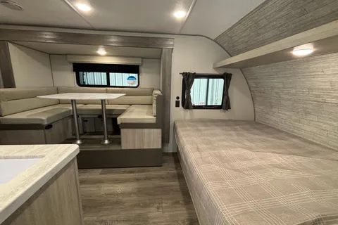 Cody's Coachmen Catalina Travel Trailer