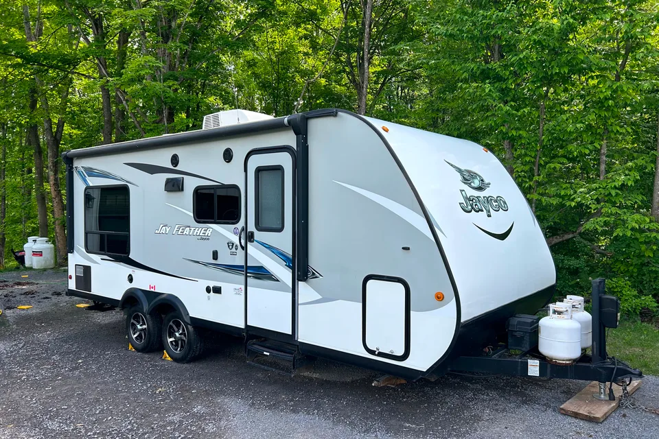 Mike's Jayco Jayfeather X213 Travel Trailer