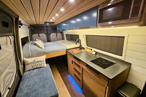 The Cozy Camper