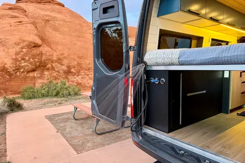 The Cozy Camper