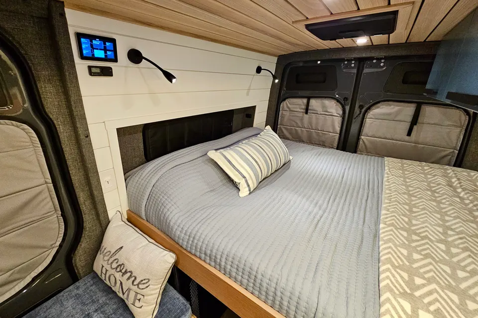 The Cozy Camper
