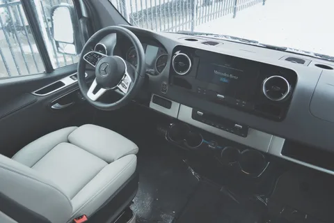 Luxury  Airstream interstate 19 Class B Camper Van