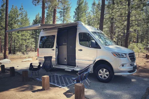Luxury  Airstream interstate 19 Class B Camper Van