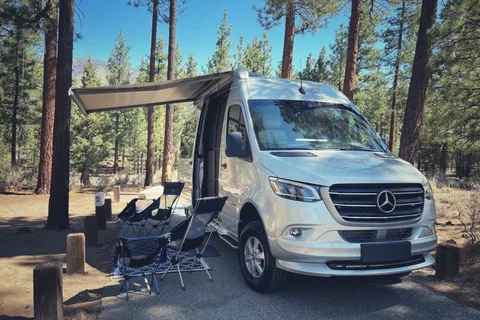 Luxury  Airstream interstate 19 Class B Camper Van