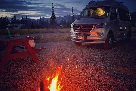 Luxury  Airstream interstate 19 Class B Camper Van