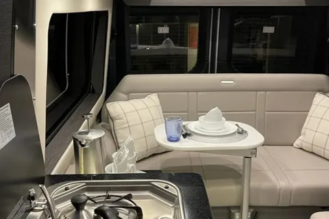 Luxury  Airstream interstate 19 Class B Camper Van