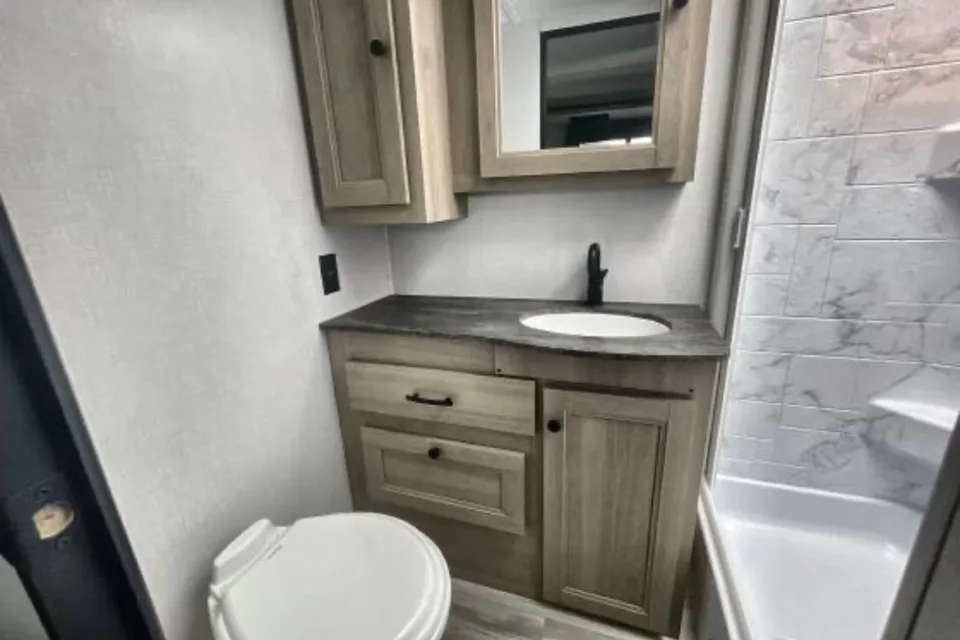 Family Forest River Sunseeker Class C