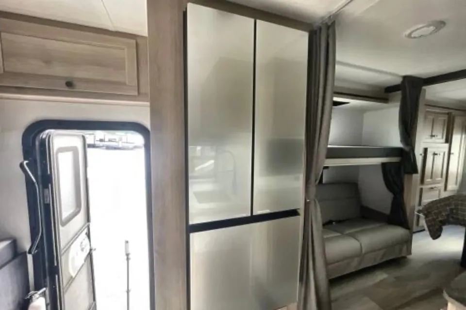 Family Forest River Sunseeker Class C