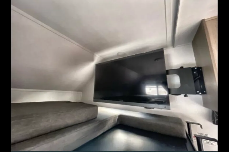 Family Forest River Sunseeker Class C
